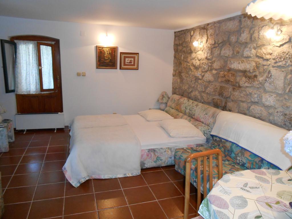 Tranquity Studio Apartment Ika Lovran Dış mekan fotoğraf